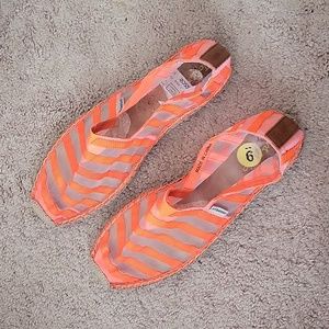 Joy & Mario Slip Ons